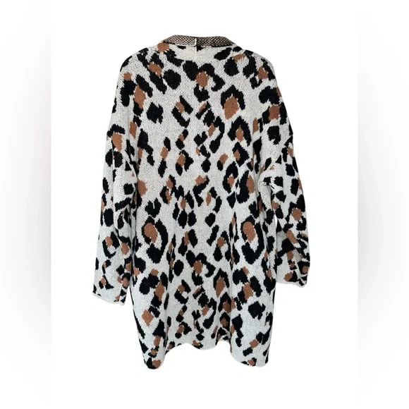 ‼️SALE Knox Rose Leopard Print Cardigan Size Medium - Picture 2 of 4